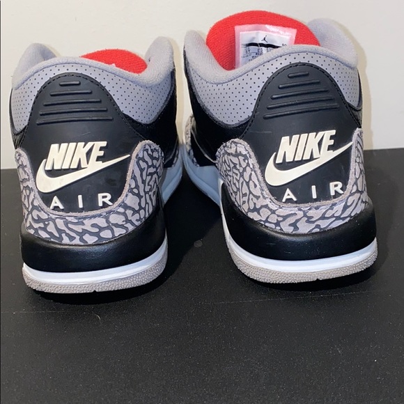 🔥Jordan retro 3 black cement size 6Y - Picture 5 of 7